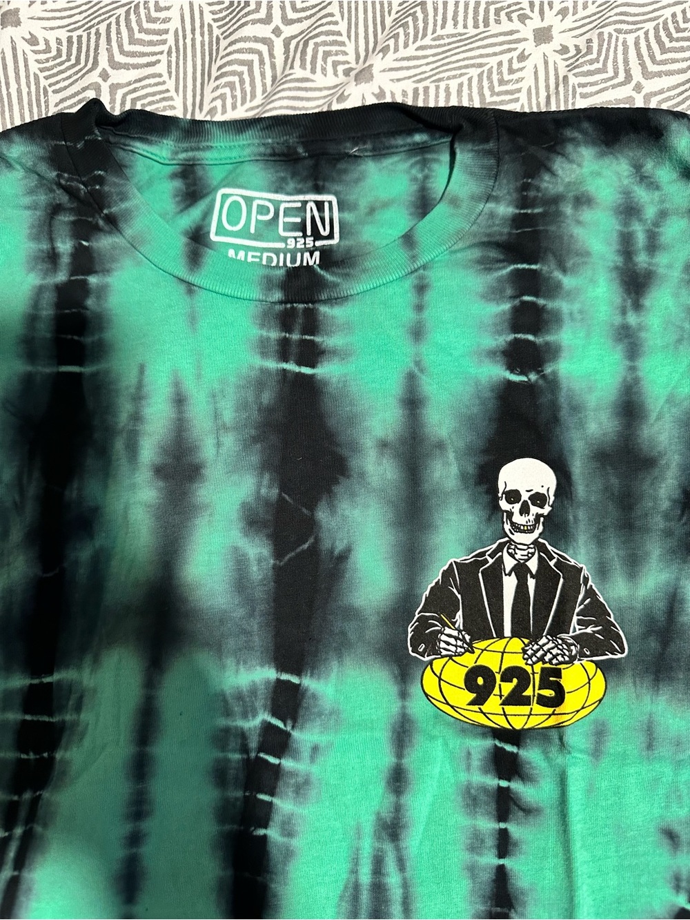 OPEN 925 Men's Tie-Dye Not Guilty Crew Neck Short Sleeve T-Shirt Size M
